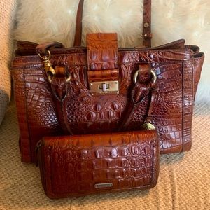 Purse/ zip around wallet back zip 12 credit card slots ID slot, slide sections